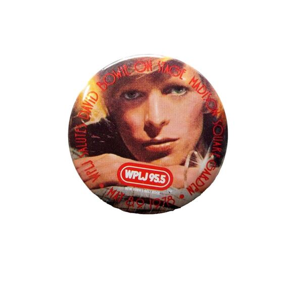 David Bowie Vintage Young Americans Tour Badge Button Pin Unused Pinback 1978 - Picture 1 of 4